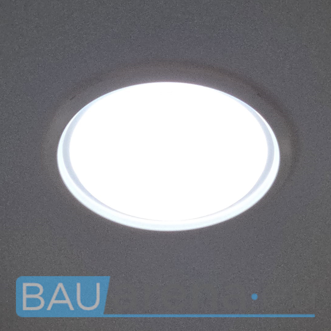 montaz-swietlika-tunelowego-powiat-poznanski-velux-twr-0k14-bauarena-2.jpg